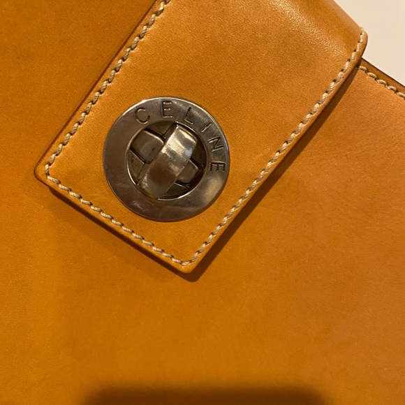 Celine Tan Leather Shoulder Bag - Picture 6 of 9